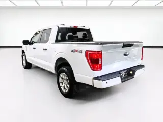 Ford F-150 2023 4x4 XLT 4p SuperCrew 5.8 ft. SB