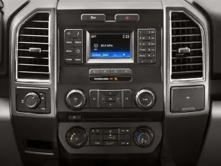 Ford F-150 2016 4x4 XLT 4p SuperCrew 5.5 ft. SB
