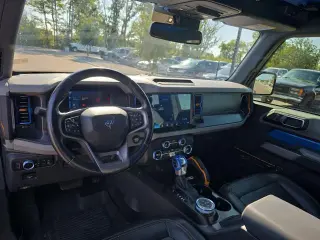 Ford Bronco 2023 4x4 Base Advanced 2dr SUV