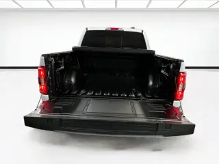 Ford F-150 2022 4x4 XLT 4p SuperCrew 5.5 ft. SB
