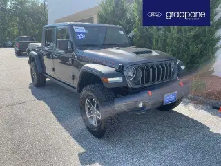 Jeep Gladiator 2025 4x4 Mojave 4p. Cabina de Tripulante 5.0 ft. Caja Corta