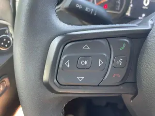 Jeep Gladiator 2025 4x4 Mojave 4p. Cabina de Tripulante 5.0 ft. Caja Corta
