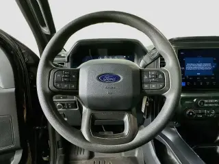 Ford F-150 2025 4x2 STX 4p SuperCrew 5.5 ft. SB