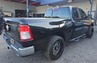 Ram 1500 2020 4x2 Big Horn 4p Puerta Cuadrada Cabina 6.4 ft. SB Camioneta