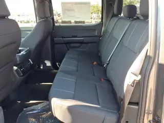 Ford F-150 2026 4x4 STX 4p SuperCrew 5.5 pies SB