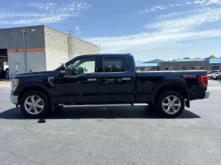 Ford F-150 2022 4x4 XLT 4p SuperCrew 6.5 ft. SB