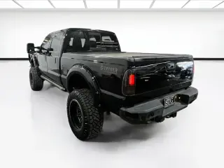 Ford F-350 Super Duty 2016 4x4 Lariat 4dr Crew Cab 6.8 ft. SB SRW Pickup