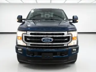 Ford F-350 Super Duty 2020 4x4 Lariat 4dr Crew Cab 6.8 ft. SB SRW Camión