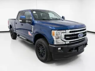 Ford F-350 Super Duty 2020 4x4 Lariat 4dr Crew Cab 6.8 ft. SB SRW Camión