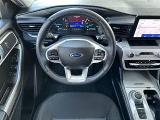 Ford Explorer 2024 XLT 4p SUV
