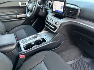 Ford Explorer 2024 XLT 4p SUV