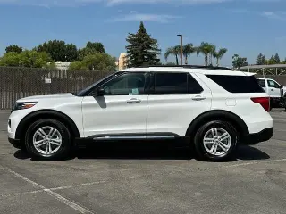 Ford Explorer 2024 XLT 4p SUV