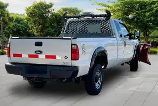 Ford F-250 Super Duty 2016 4x4 XL 4p SuperCab 6.8 ft. SB Camioneta