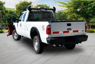 Ford F-250 Super Duty 2016 4x4 XL 4p SuperCab 6.8 ft. SB Camioneta