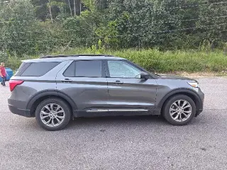 Ford Explorer 2023 XLT 4p SUV