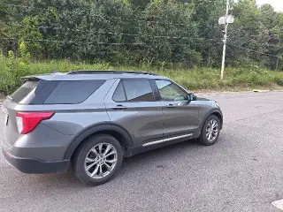 Ford Explorer 2023 XLT 4p SUV