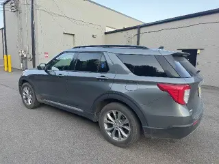 Ford Explorer 2023 XLT 4p SUV