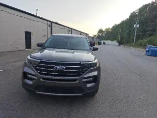 Ford Explorer 2023 XLT 4p SUV