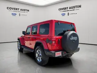 Jeep Wrangler Unlimited 2018 4x4 Sahara 4p SUV (lanzamiento a mitad de año)