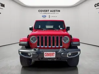 Jeep Wrangler Unlimited 2018 4x4 Sahara 4p SUV (lanzamiento a mitad de año)