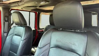 Jeep Wrangler Unlimited 2018 4x4 Sahara 4p SUV (lanzamiento a mitad de año)
