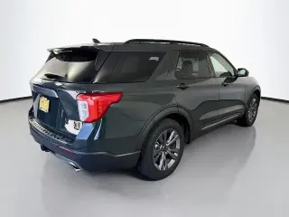 Ford Explorer 2024 XLT 4p SUV