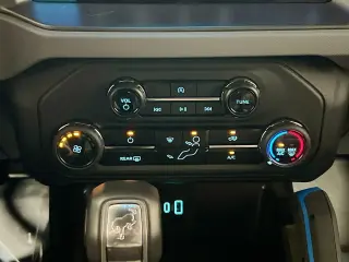 Ford Bronco 2024 4x4 Black Diamond 2p SUV