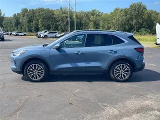 Ford Escape Plug-In Hybrid 2025 PHEV SUV 4p.