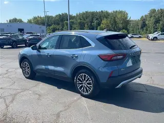 Ford Escape Plug-In Hybrid 2025 PHEV SUV 4p.