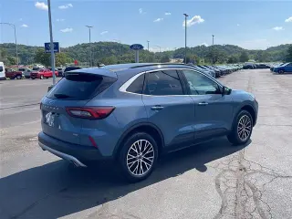 Ford Escape Plug-In Hybrid 2025 PHEV SUV 4p.