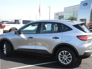 Ford Escape 2022 AWD S 4p SUV