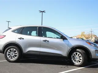 Ford Escape 2022 AWD S 4p SUV