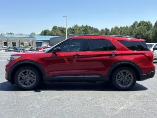 Ford Explorer 2024 XLT 4p SUV