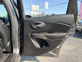 Jeep Cherokee 2019 4x4 Limited 4p SUV