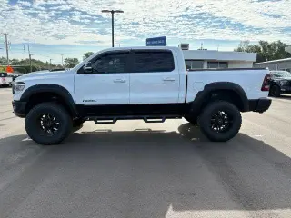 Ram 1500 2020 4x4 Rebel 4p Crew Cab 5.6 ft. SB Pickup