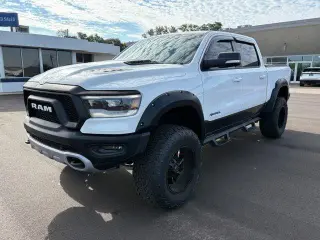 Ram 1500 2020 4x4 Rebel 4p Crew Cab 5.6 ft. SB Pickup
