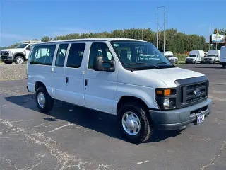 Ford E-Series 2012 E-350 SD XL Van de Pasajero de 3 Puertas