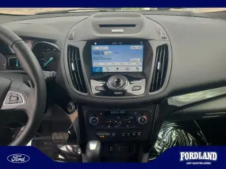 Ford Escape 2017 AWD Titanium 4p SUV