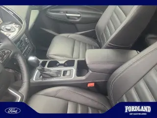 Ford Escape 2017 AWD Titanium 4p SUV