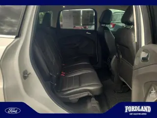 Ford Escape 2017 AWD Titanium 4p SUV