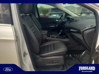 Ford Escape 2017 AWD Titanium 4p SUV