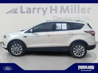 Ford Escape 2017 AWD Titanium 4p SUV