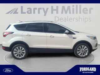 Ford Escape 2017 AWD Titanium 4p SUV