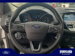 Ford Escape 2017 AWD Titanium 4p SUV
