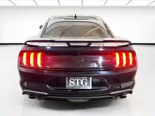 Ford Mustang 2022 EcoBoost Premium 2p Fastback