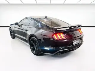 Ford Mustang 2022 EcoBoost Premium 2p Fastback