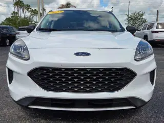Ford Escape 2022 SE 4dr SUV