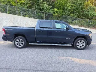 Ram 1500 2021 4x4 Big Horn 4p. Cabina de Tripulación 6.4 ft. SB Camioneta