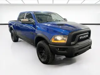 Ram 1500 2017 4x4 Rebel 4p Camioneta Cabina Cuadrada 5.5 pies ST