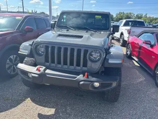 Jeep Gladiator 2021 4x4 Mojave 4p. Cabina de Tripulante 5.0 pies. SB